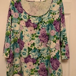 Beautiful Green/Purple/Blue rose pattered top